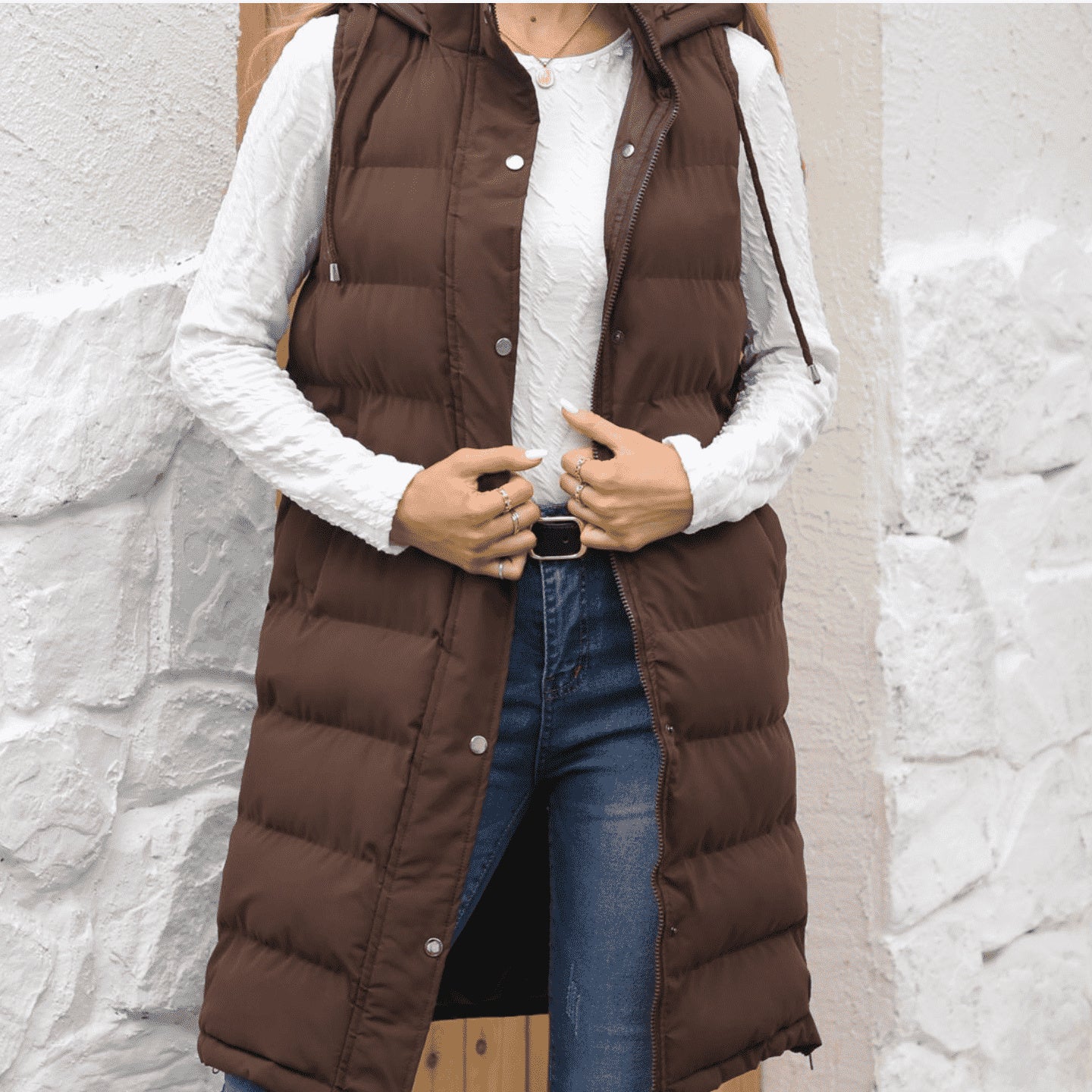 Gilet Femme Sans Manches – Capuche & Doudoune